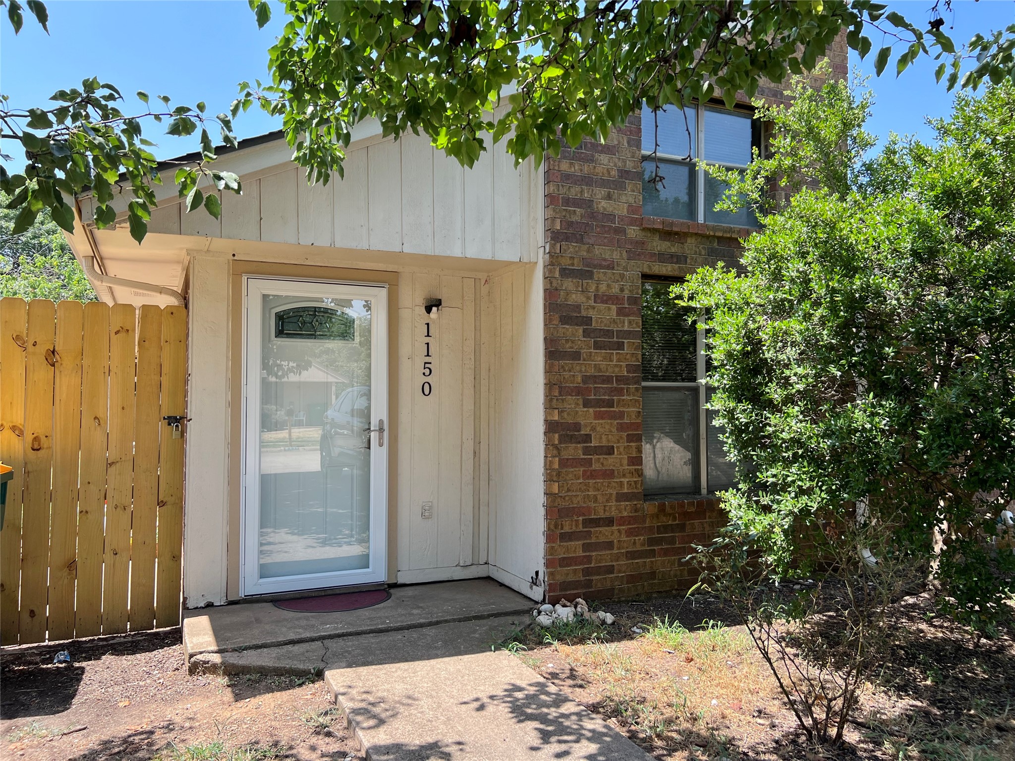 1150 Suburban Street Cedar Hill TX 75104