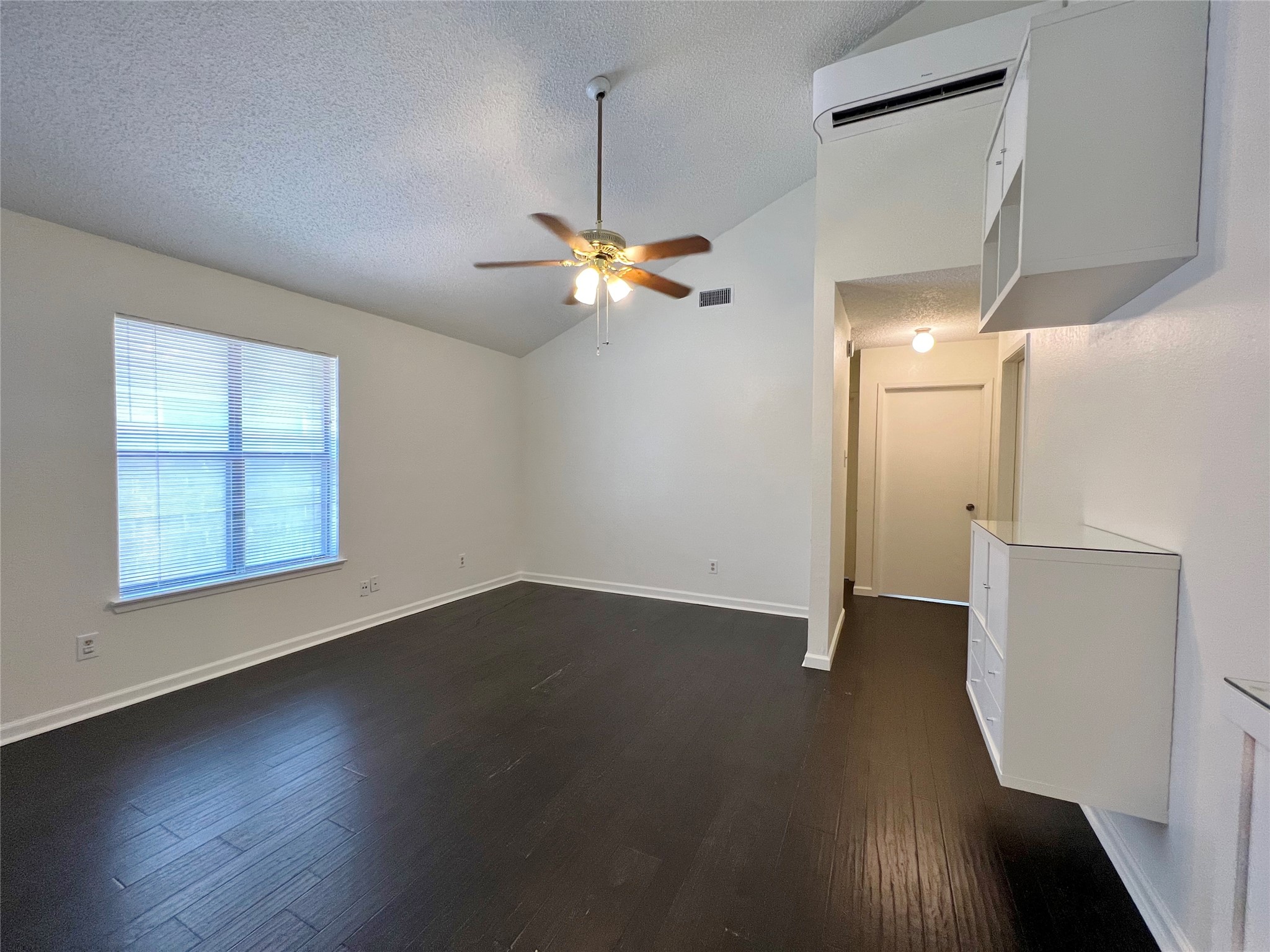 1150 Suburban Street Cedar Hill TX 75104