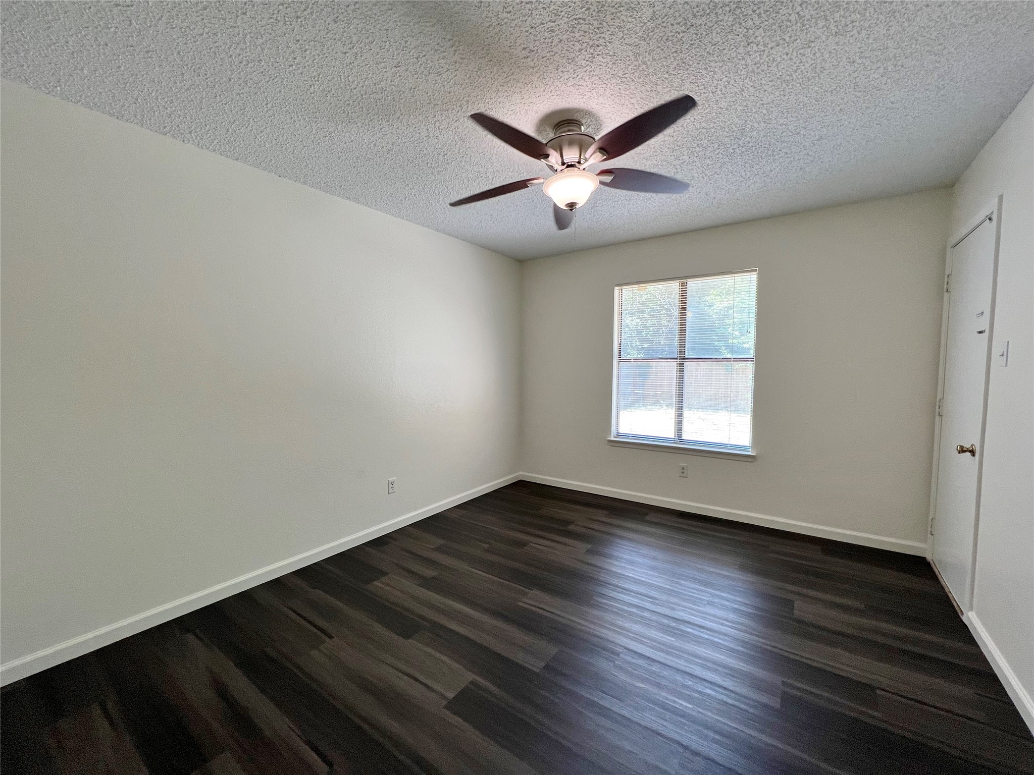 1150 Suburban Street Cedar Hill TX 75104