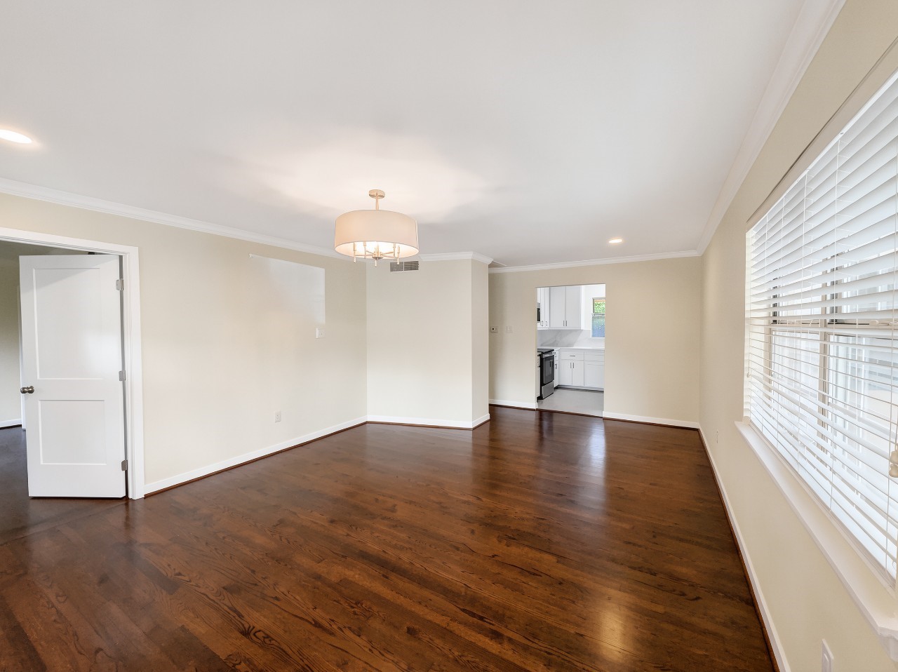 4328 Bonham Street Dallas TX 75229