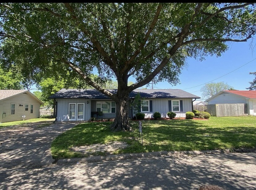 50021 Del Ra Drive Greenville TX 75402