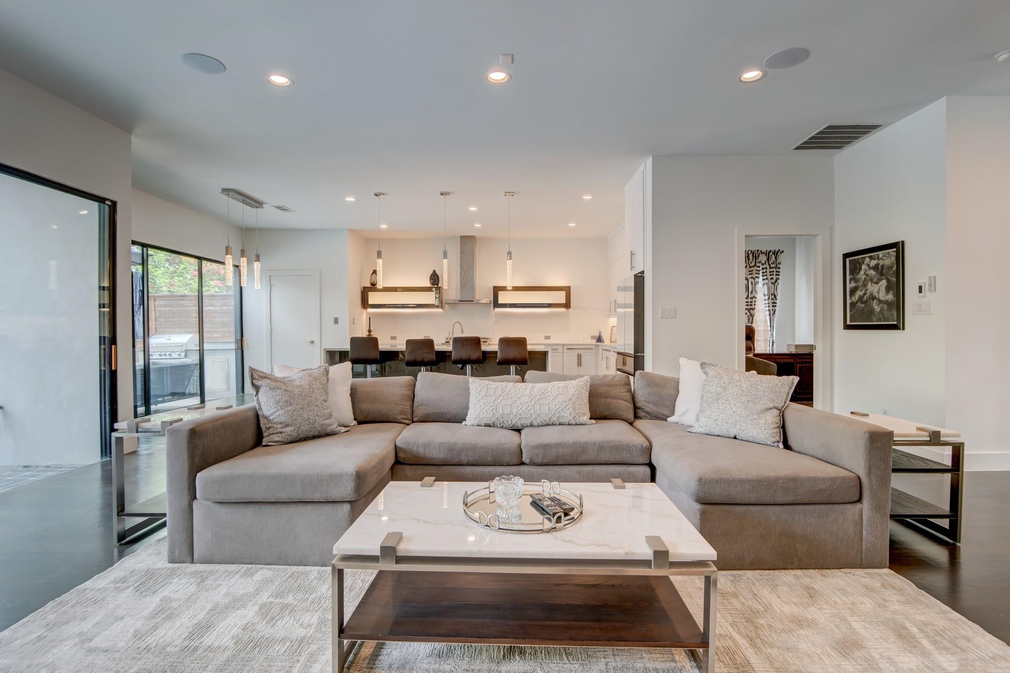 5017 Milam Street Dallas TX 75206