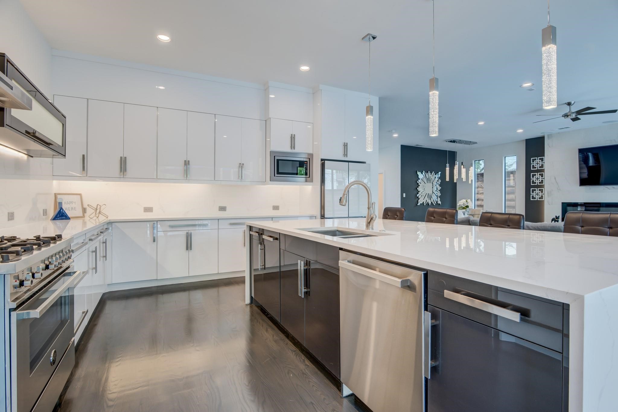 5017 Milam Street Dallas TX 75206