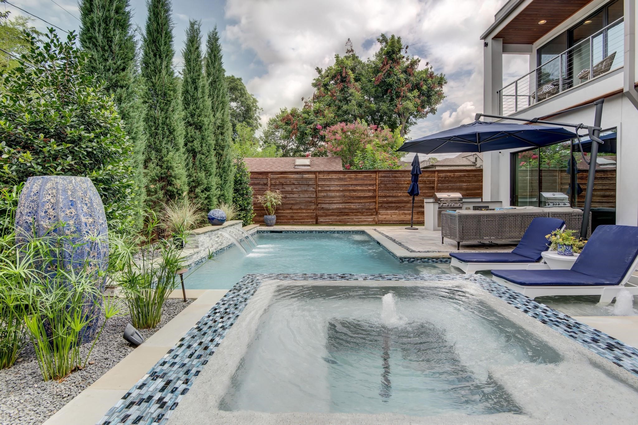 5017 Milam Street Dallas TX 75206