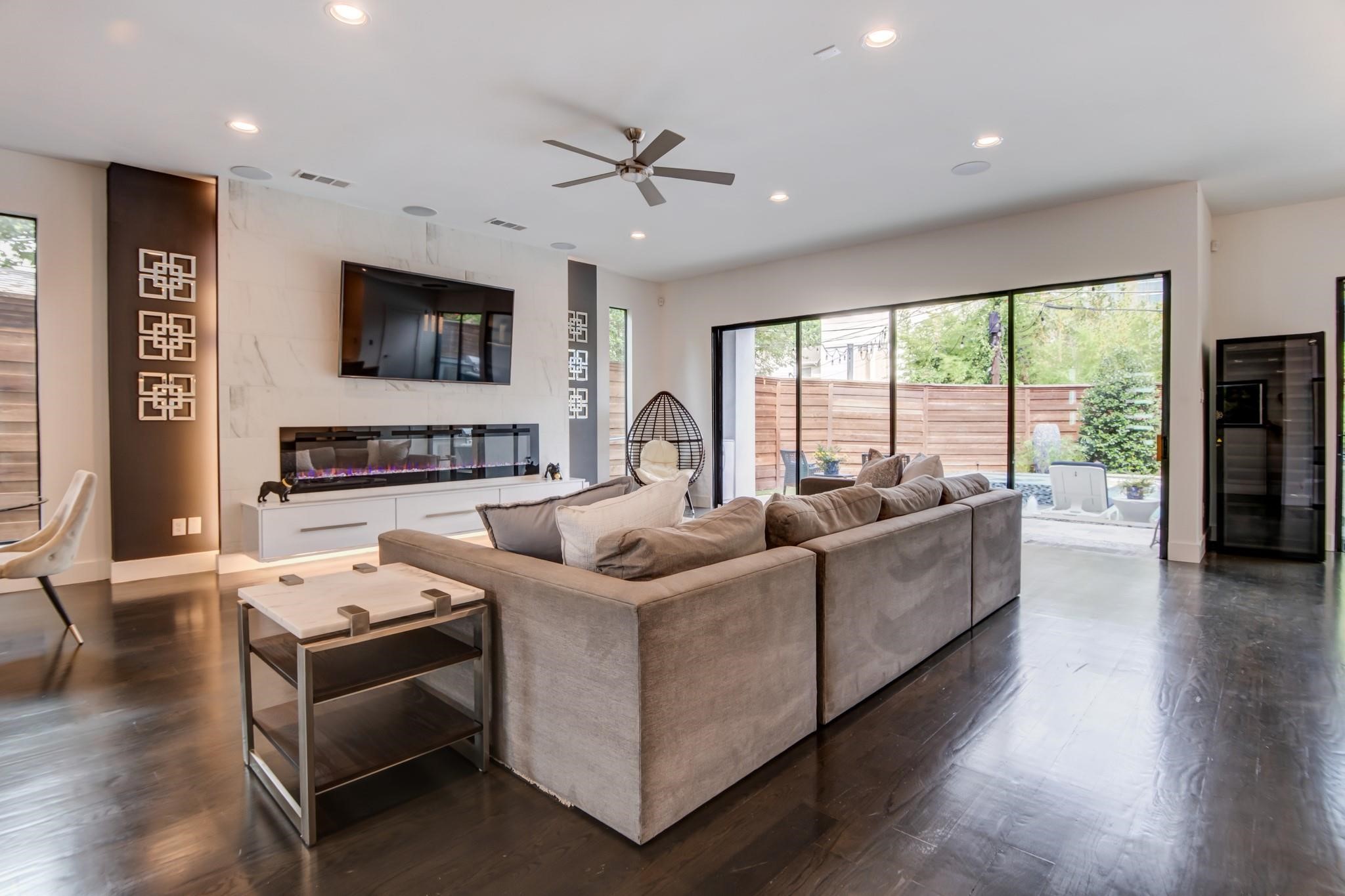 5017 Milam Street Dallas TX 75206