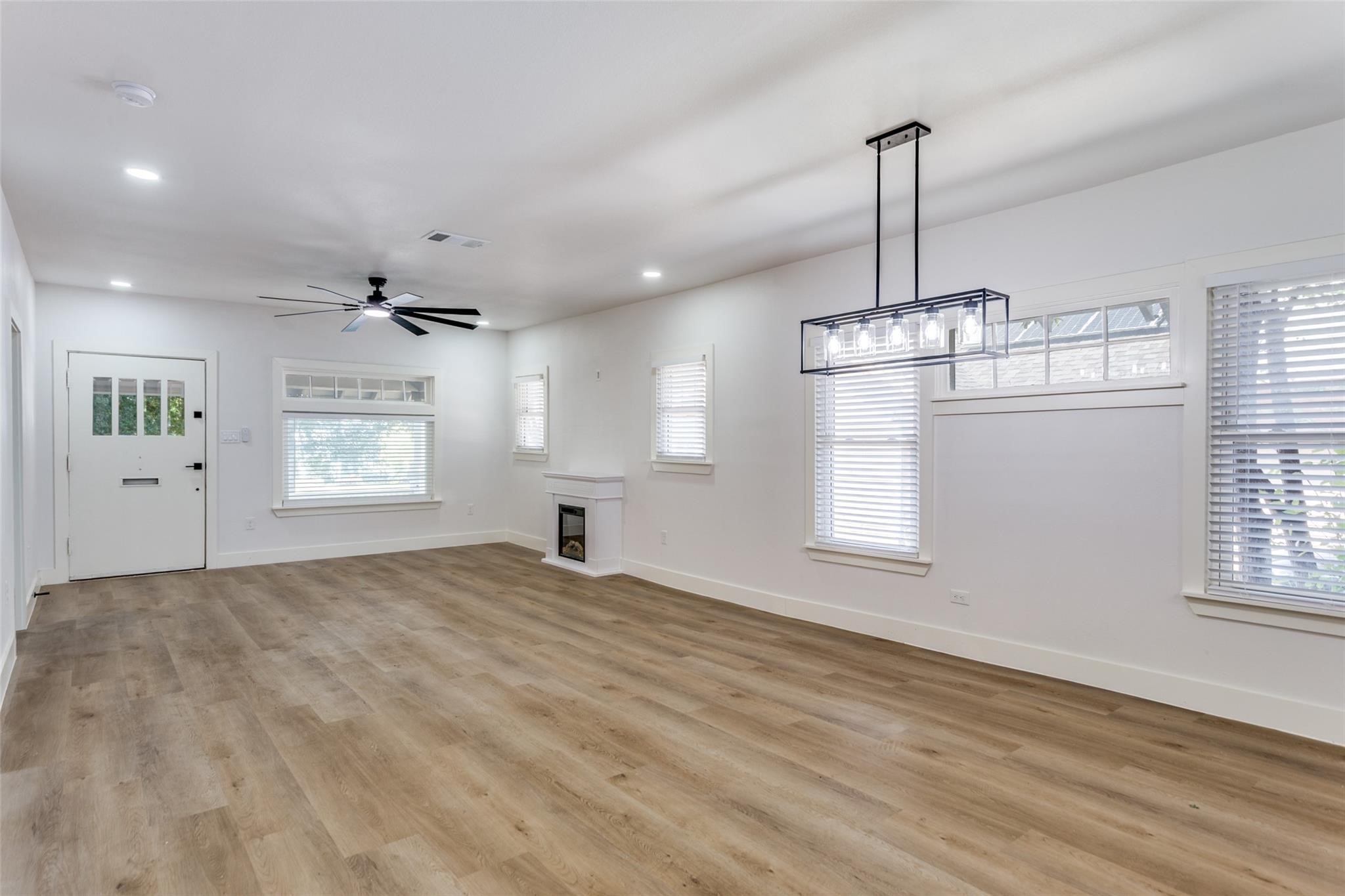 2101 Fairmount Avenue Fort Worth TX 76110