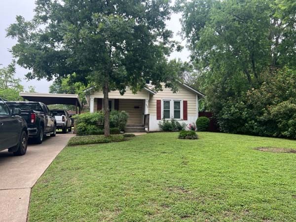 806 N Gaines Street Ennis TX 75119