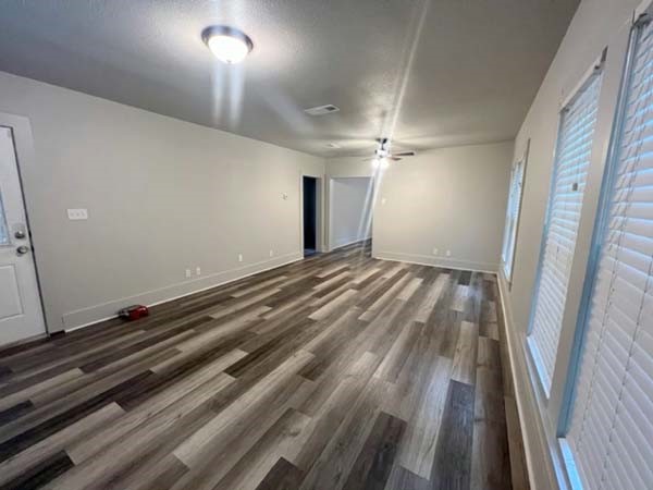 806 N Gaines Street Ennis TX 75119