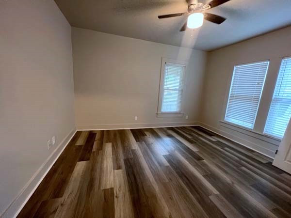 806 N Gaines Street Ennis TX 75119