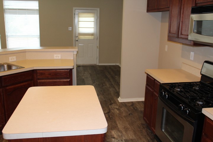2741 Lynx Lane Fort Worth TX 76244