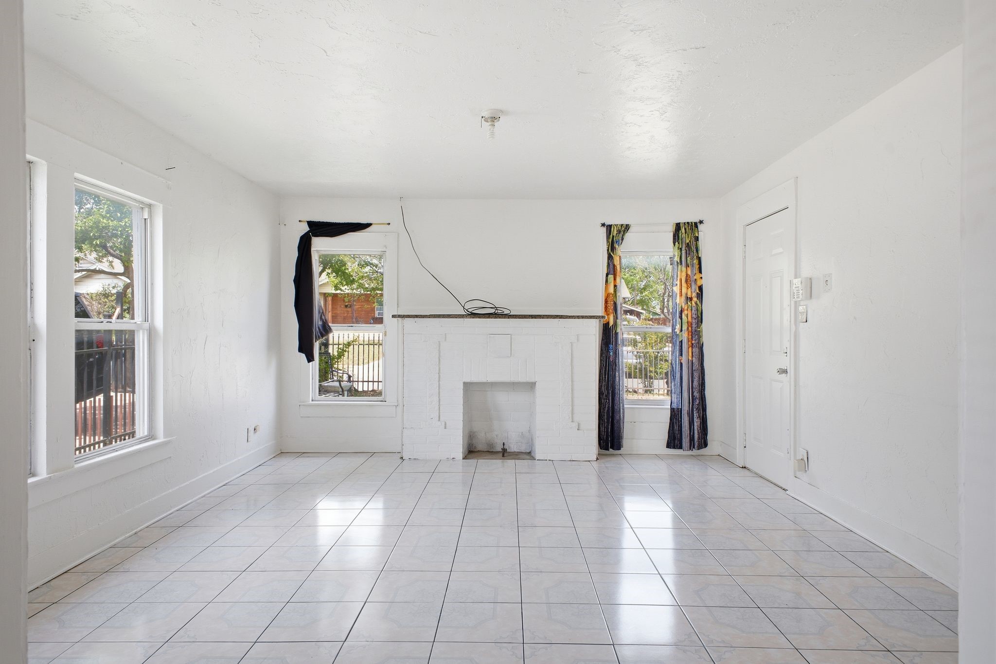 2634 Emmett Street Dallas TX 75211