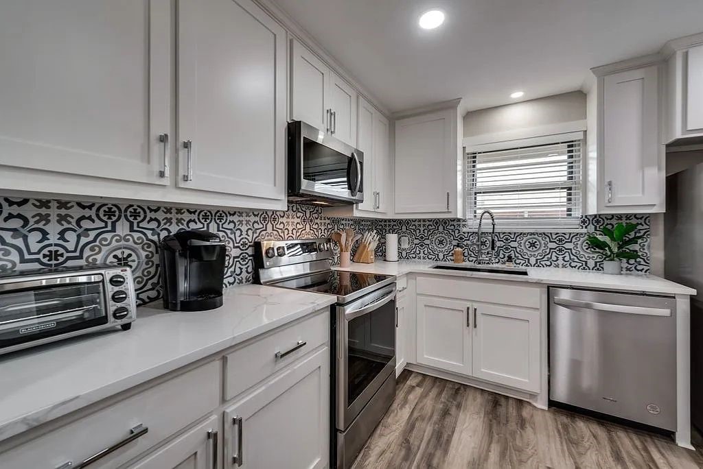 6503 E Mockingbird Lane Dallas TX 75214