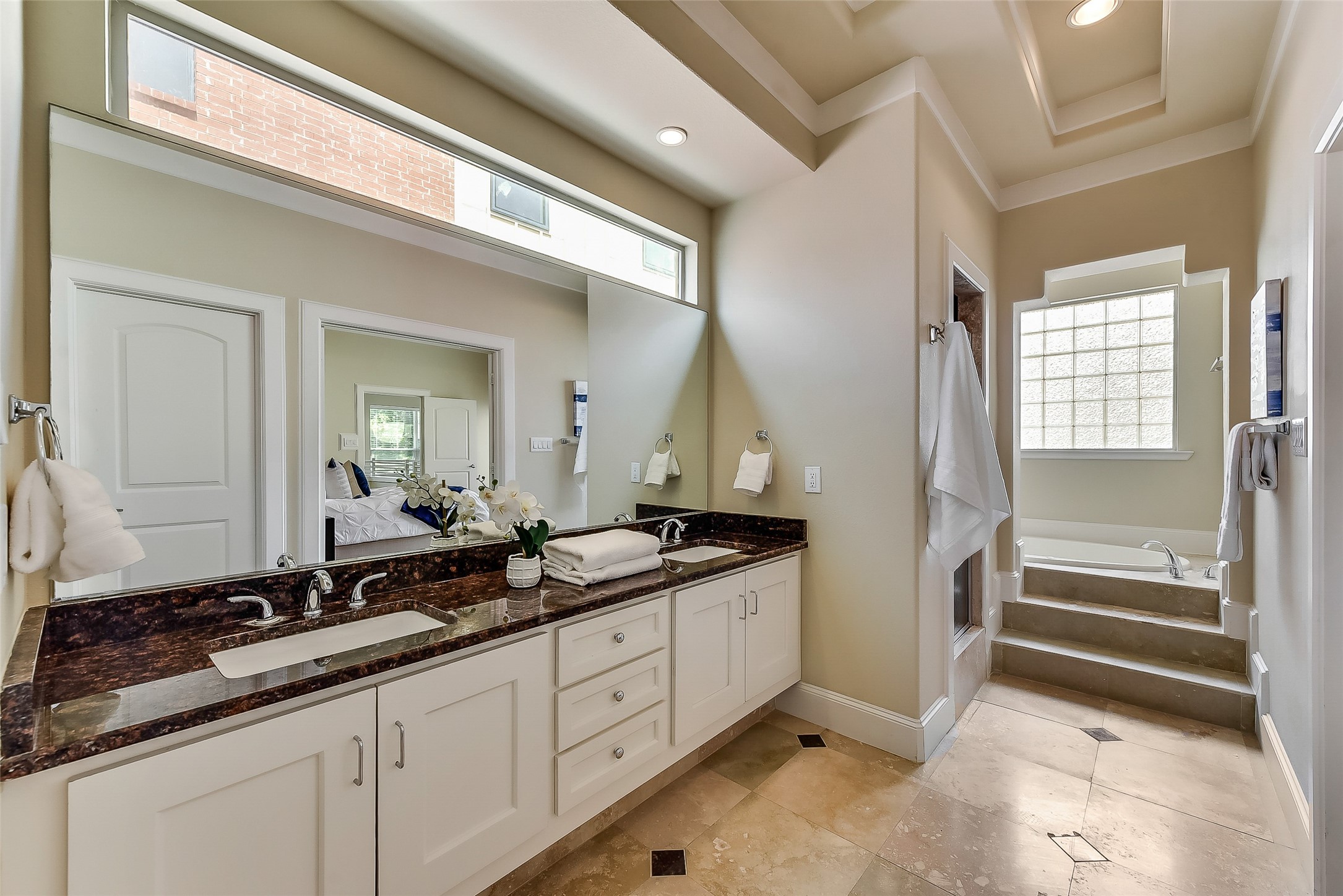 5956 Lewis Street Dallas TX 75206