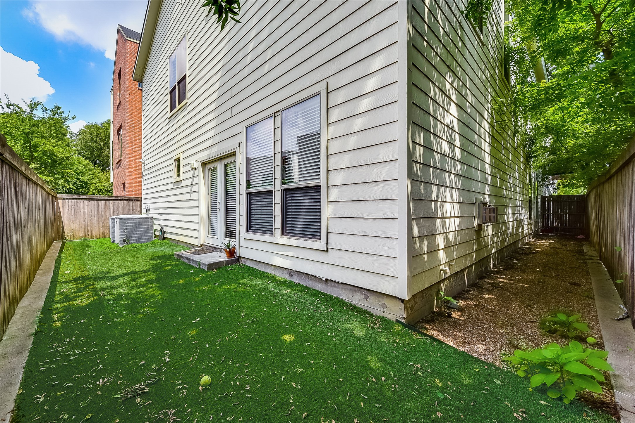 5956 Lewis Street Dallas TX 75206