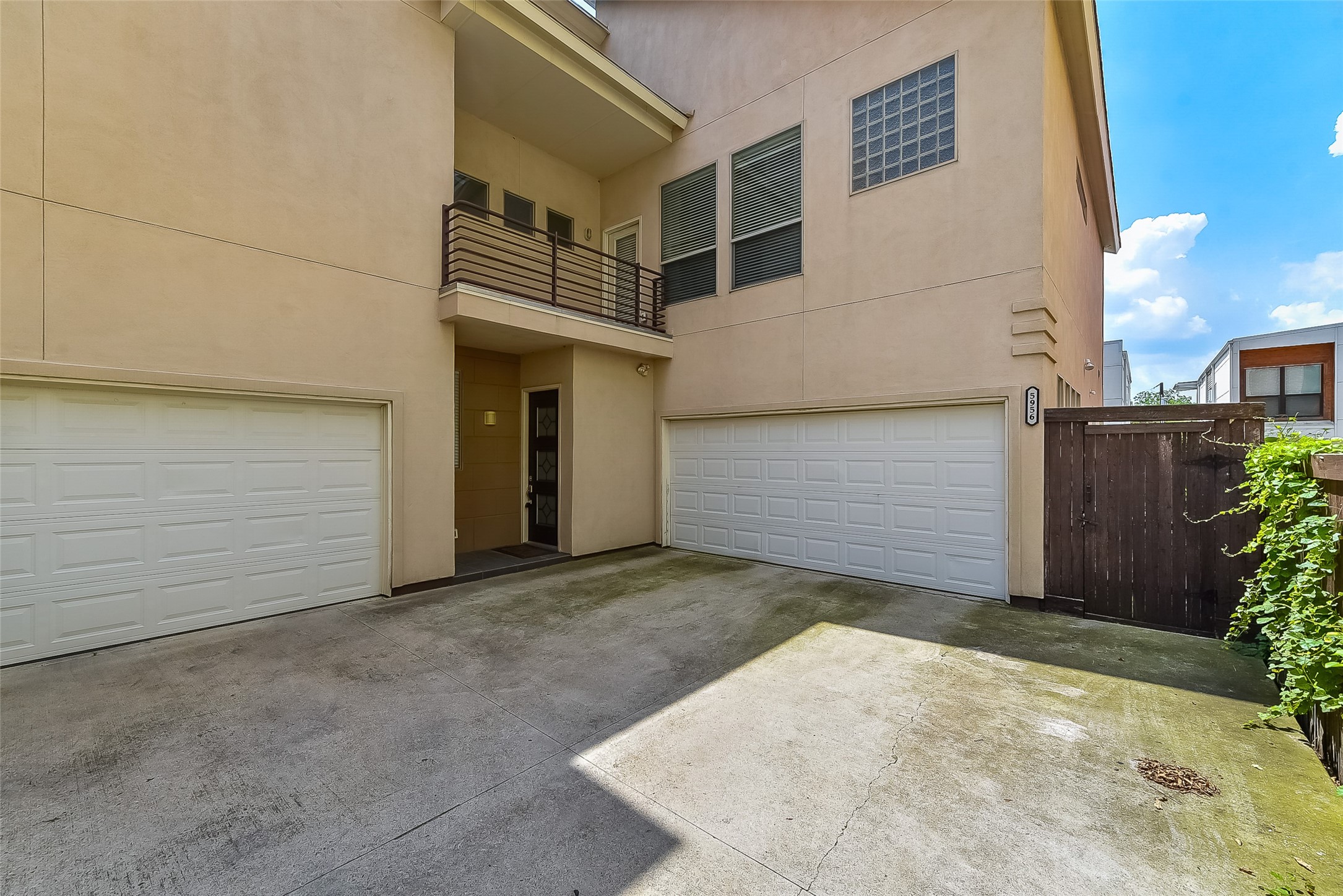 5956 Lewis Street Dallas TX 75206