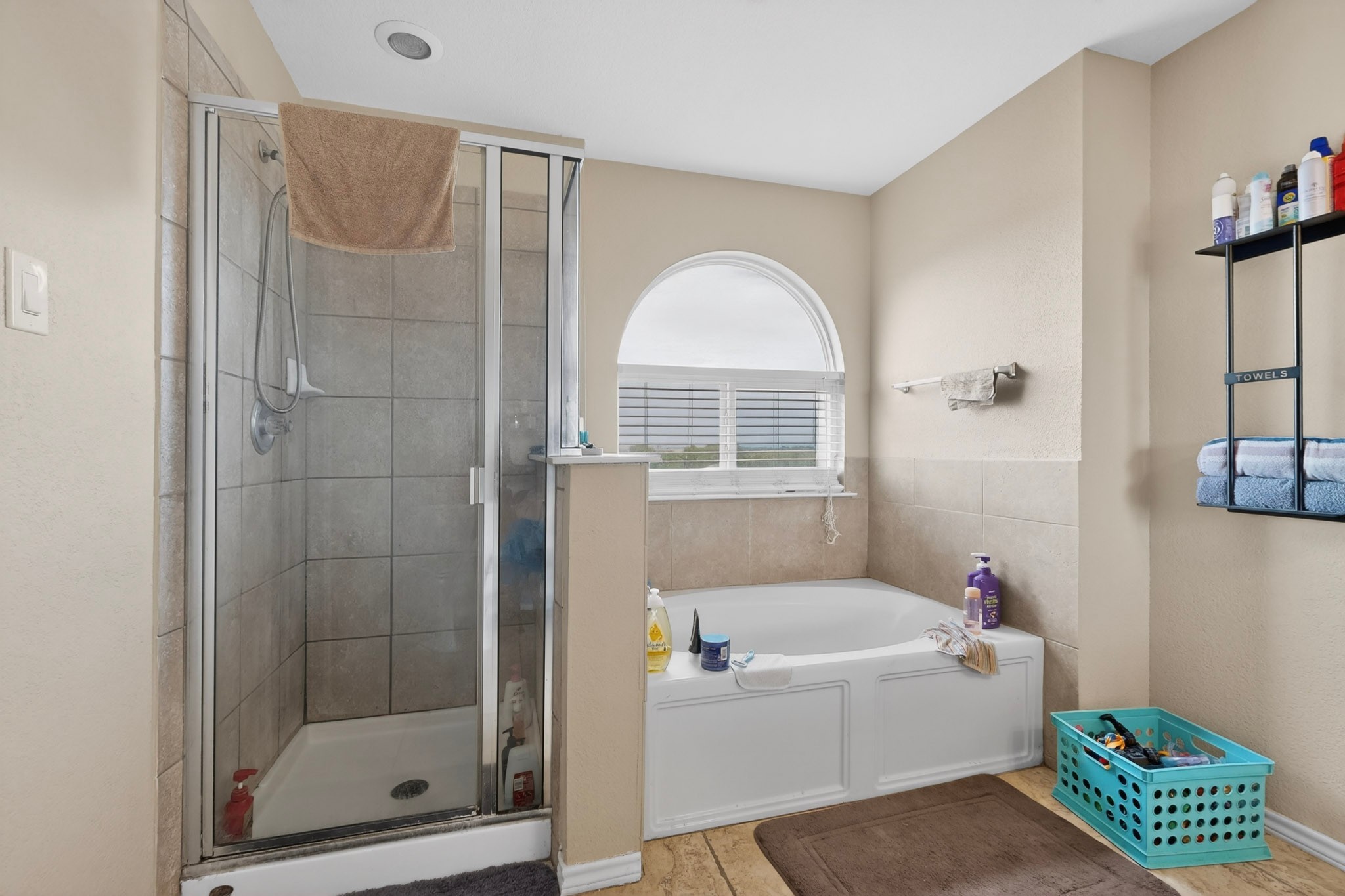 2435 Castle Pines Drive Burleson TX 76028