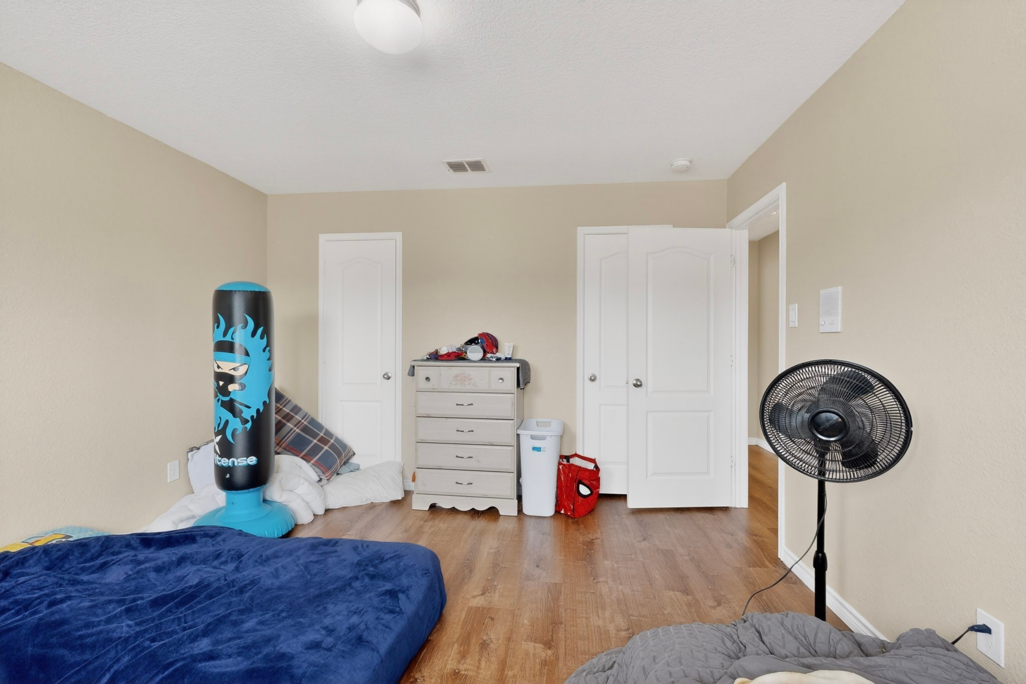 2435 Castle Pines Drive Burleson TX 76028
