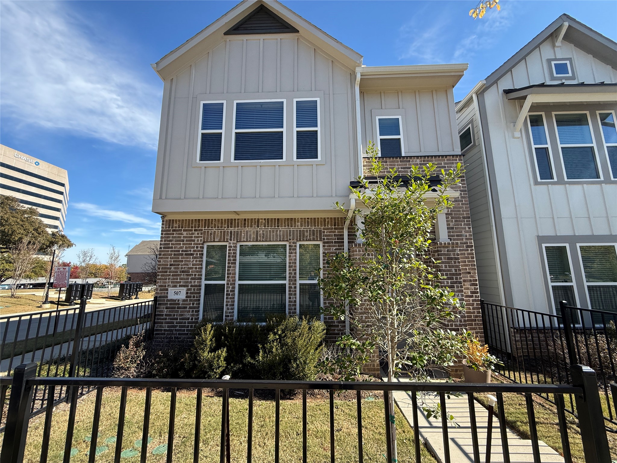 507 Mission Trail Arlington TX 76010