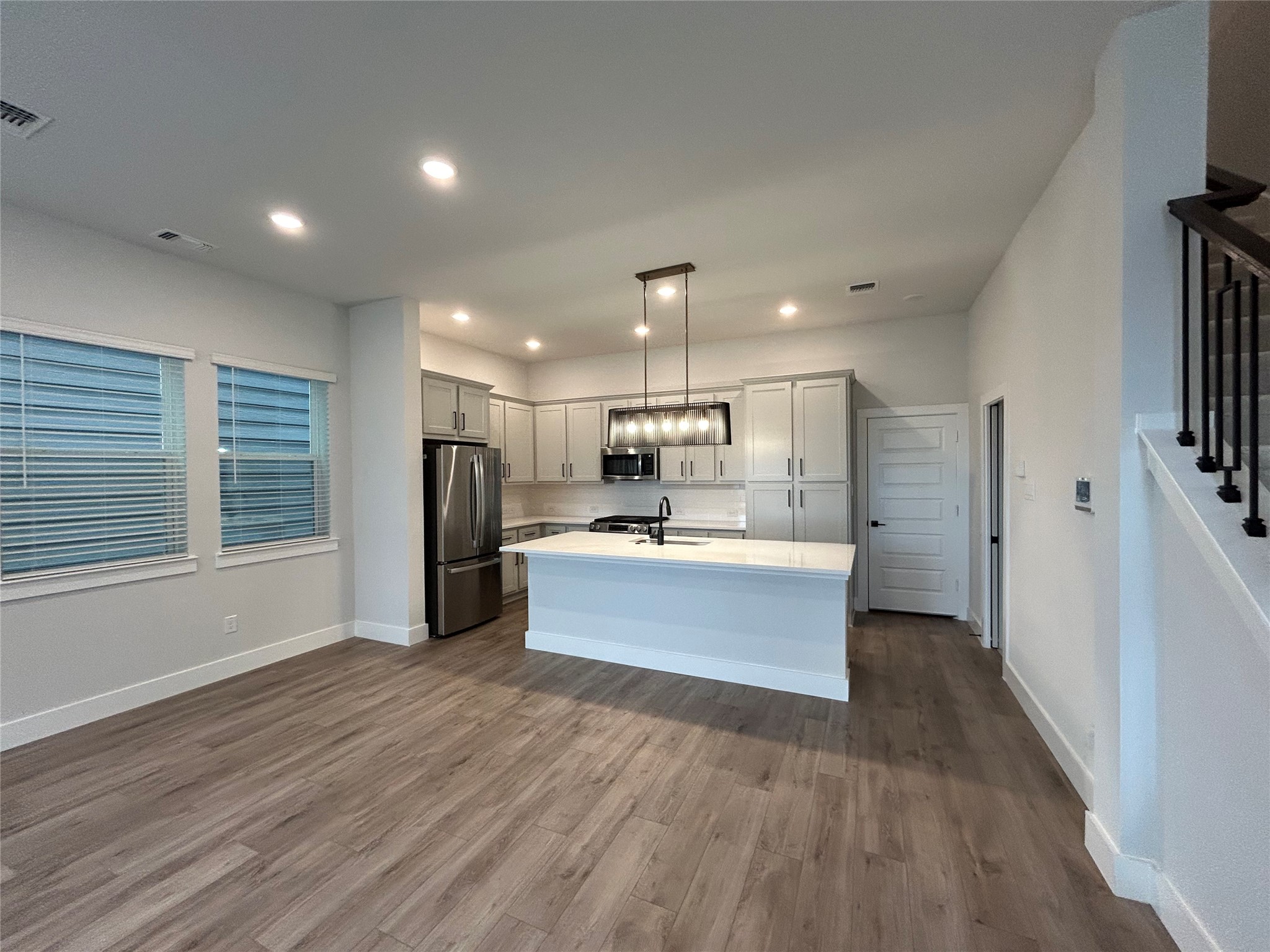 507 Mission Trail Arlington TX 76010