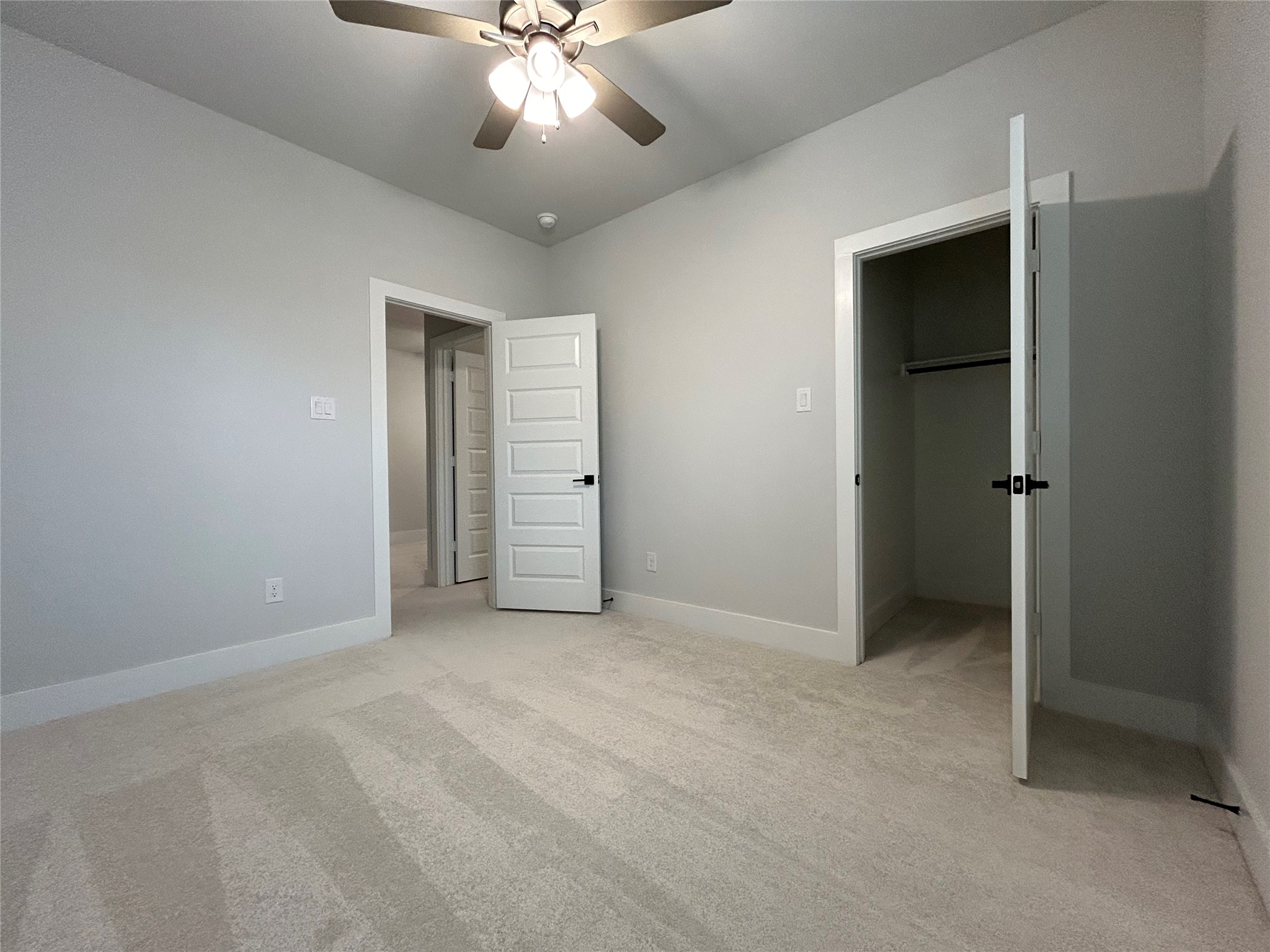 507 Mission Trail Arlington TX 76010