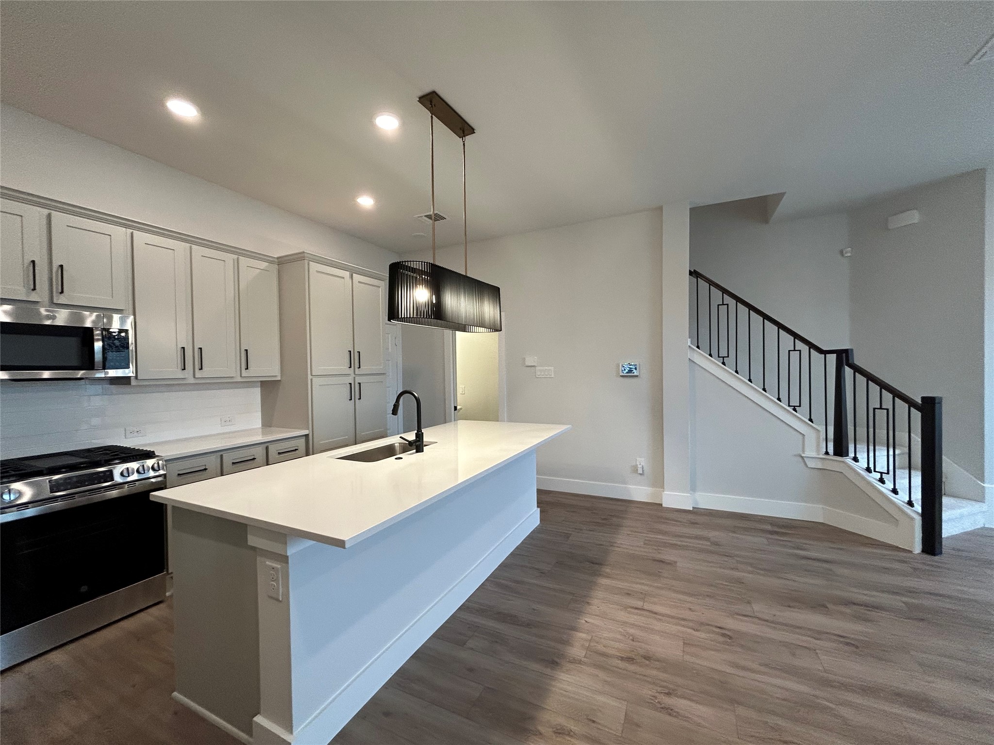 507 Mission Trail Arlington TX 76010