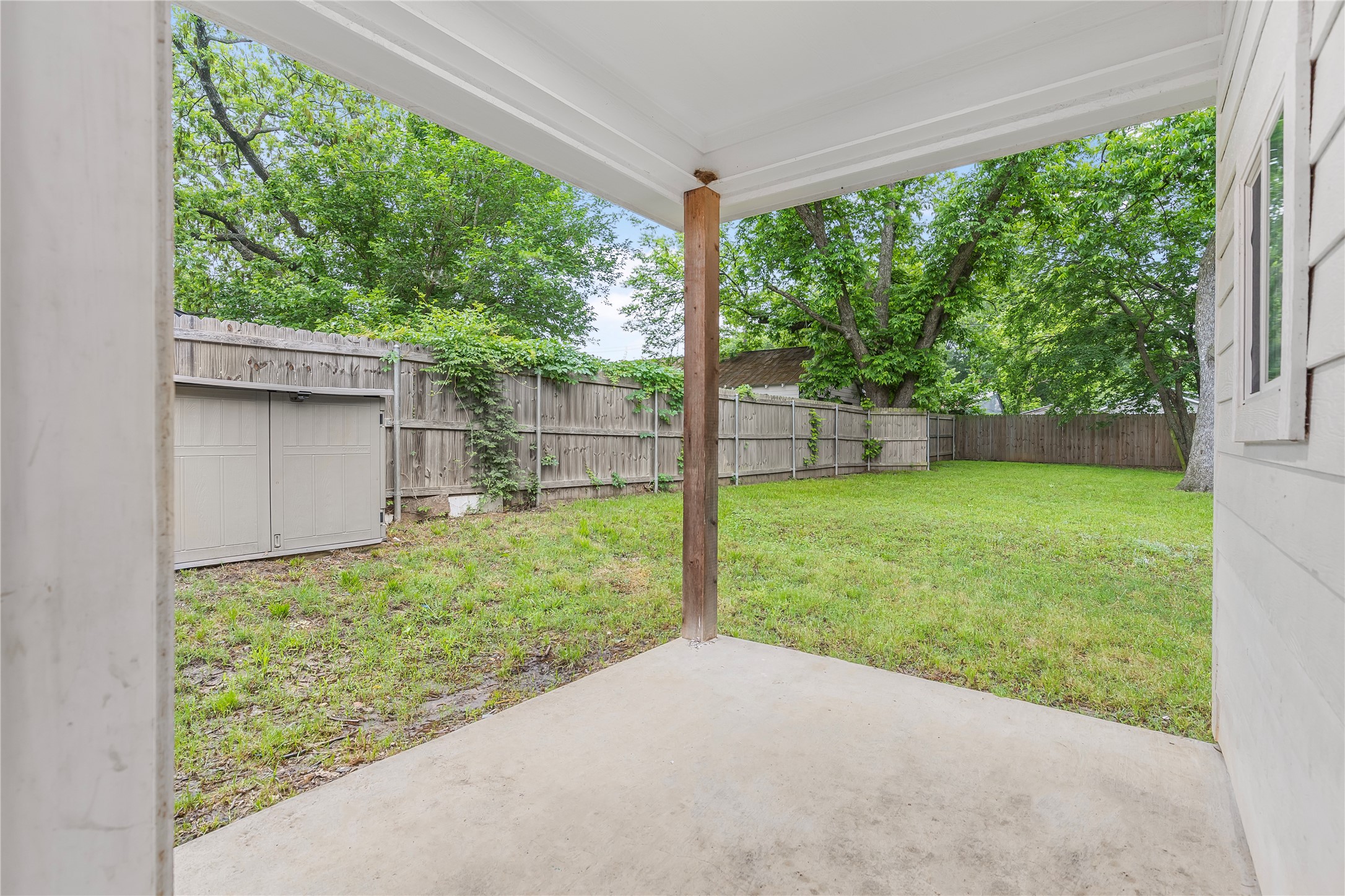 604 W Star Street Denison TX 75020