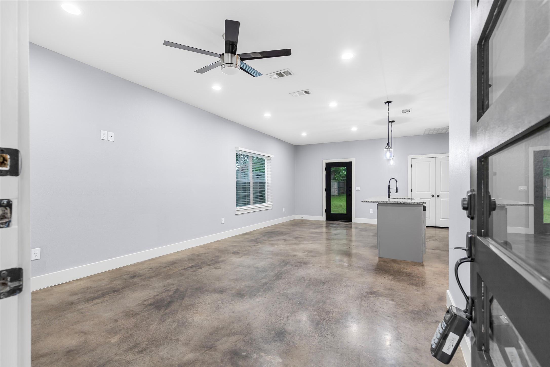 604 W Star Street Denison TX 75020