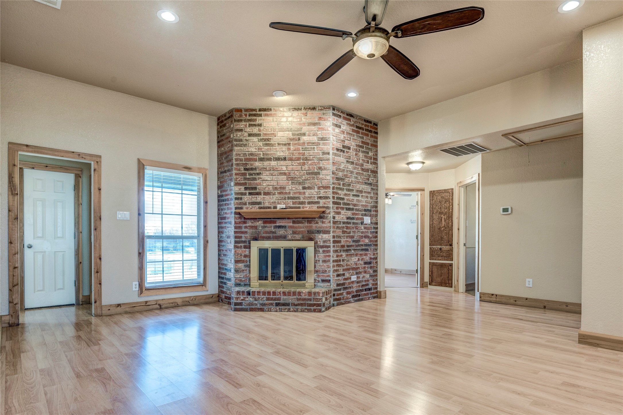 422 E Fm 6 Nevada TX 75173