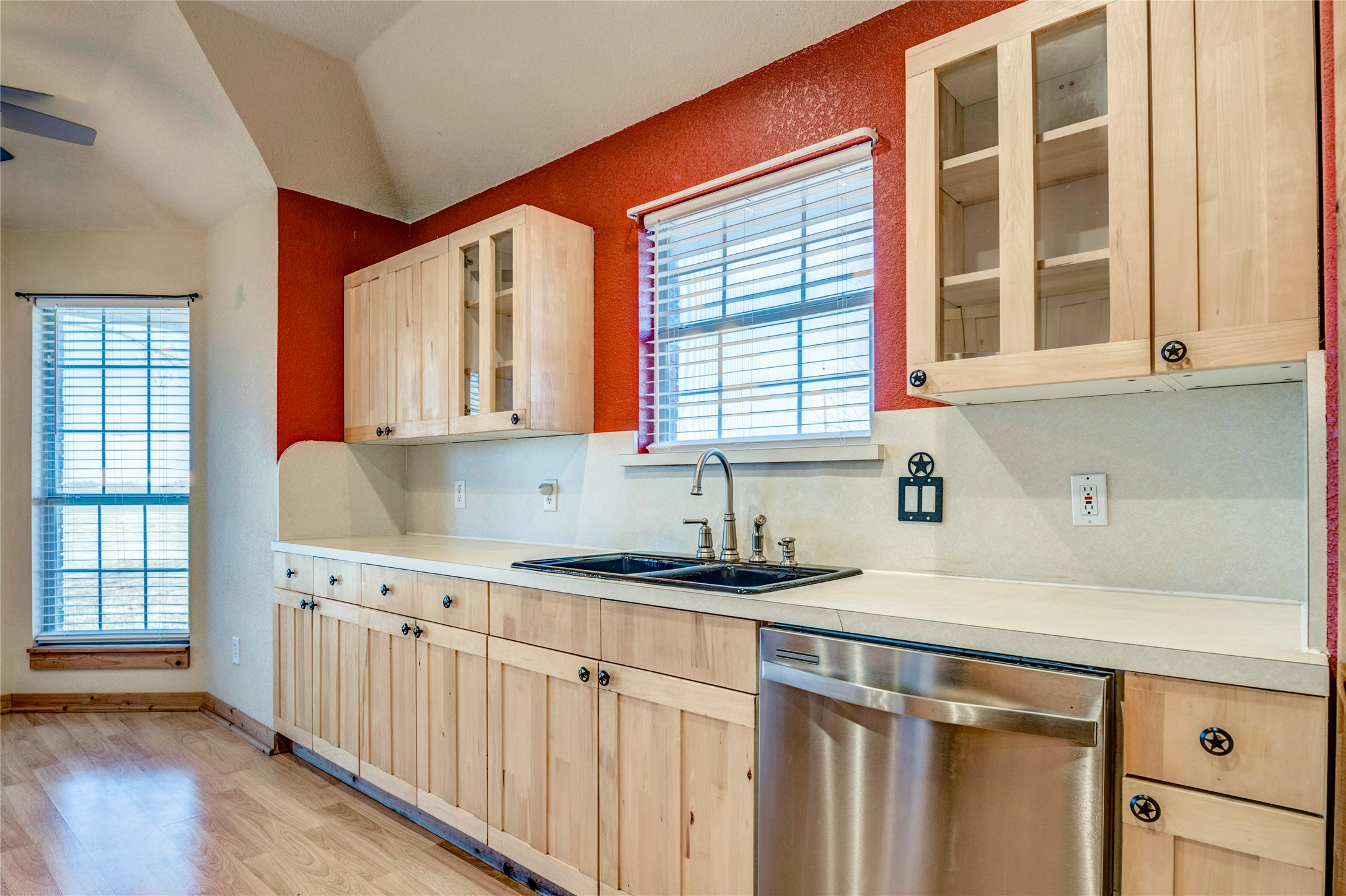 422 E Fm 6 Nevada TX 75173