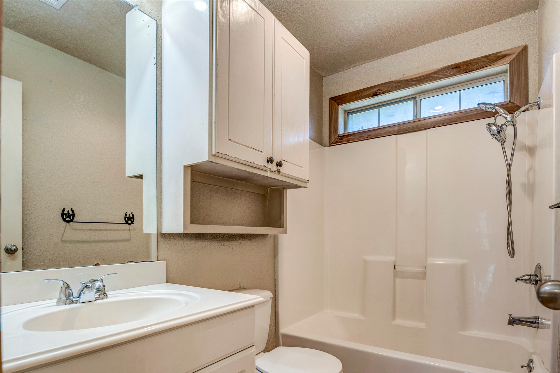422 E Fm 6 Nevada TX 75173