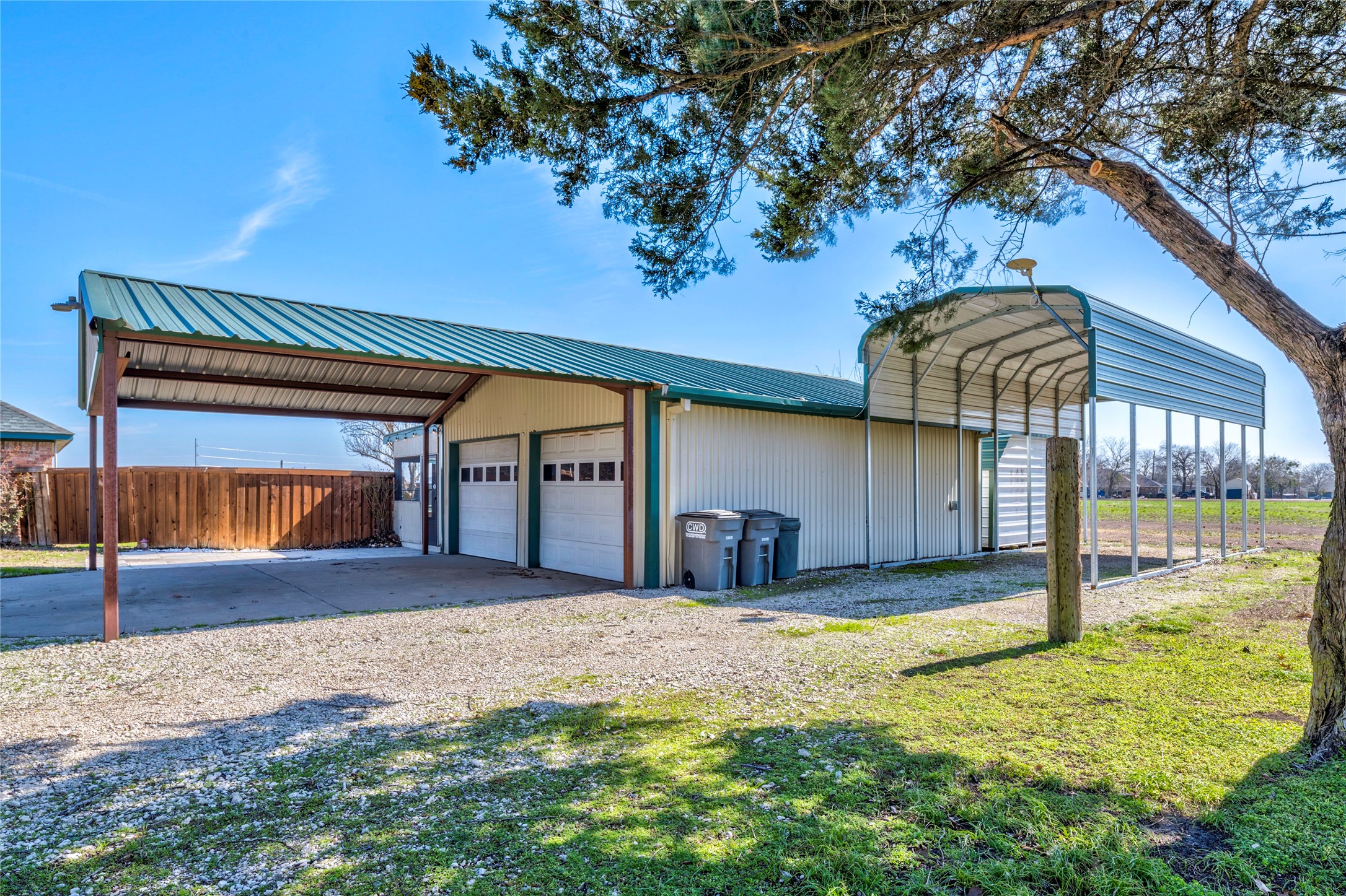 422 E Fm 6 Nevada TX 75173