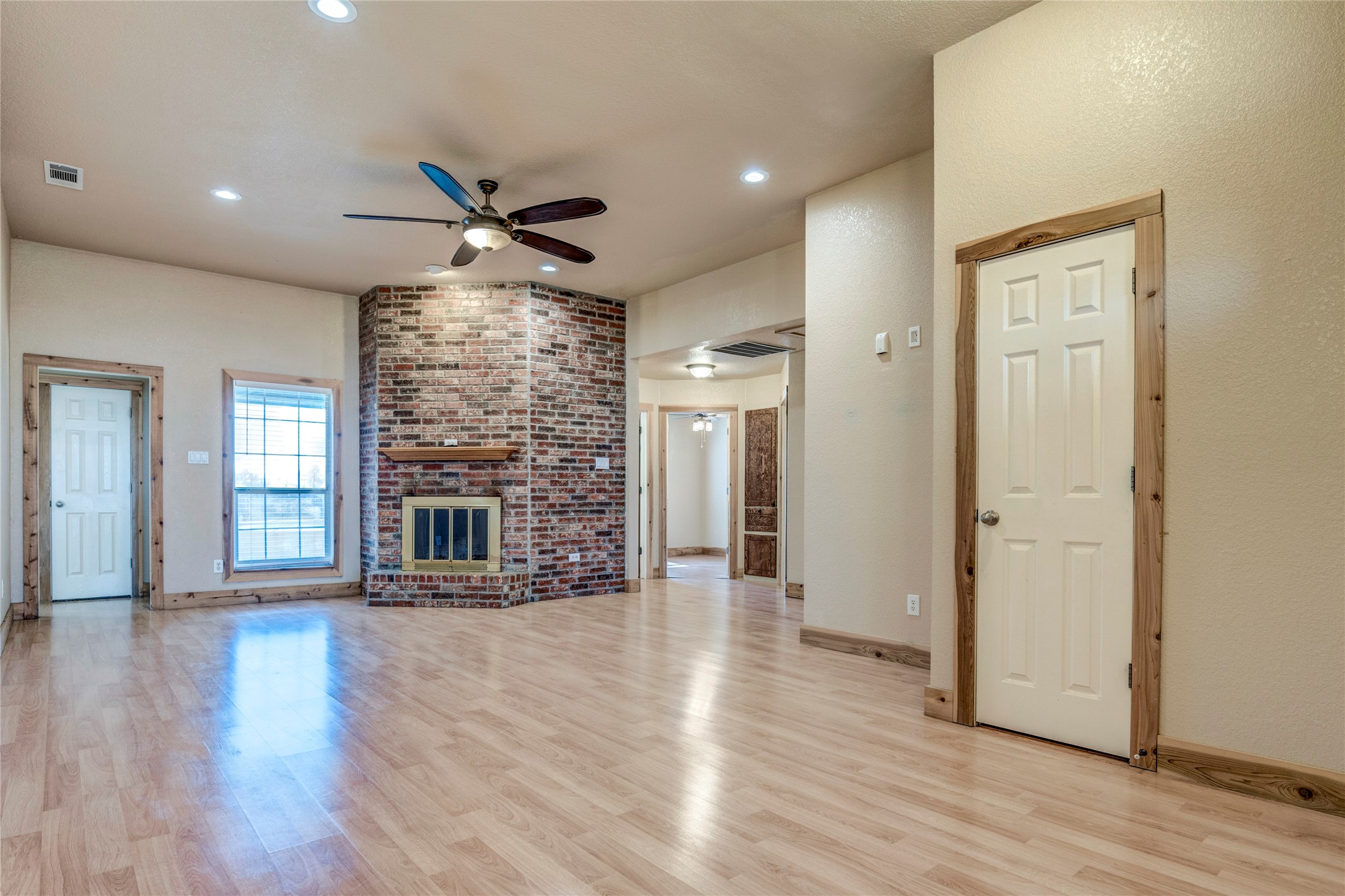 422 E Fm 6 Nevada TX 75173