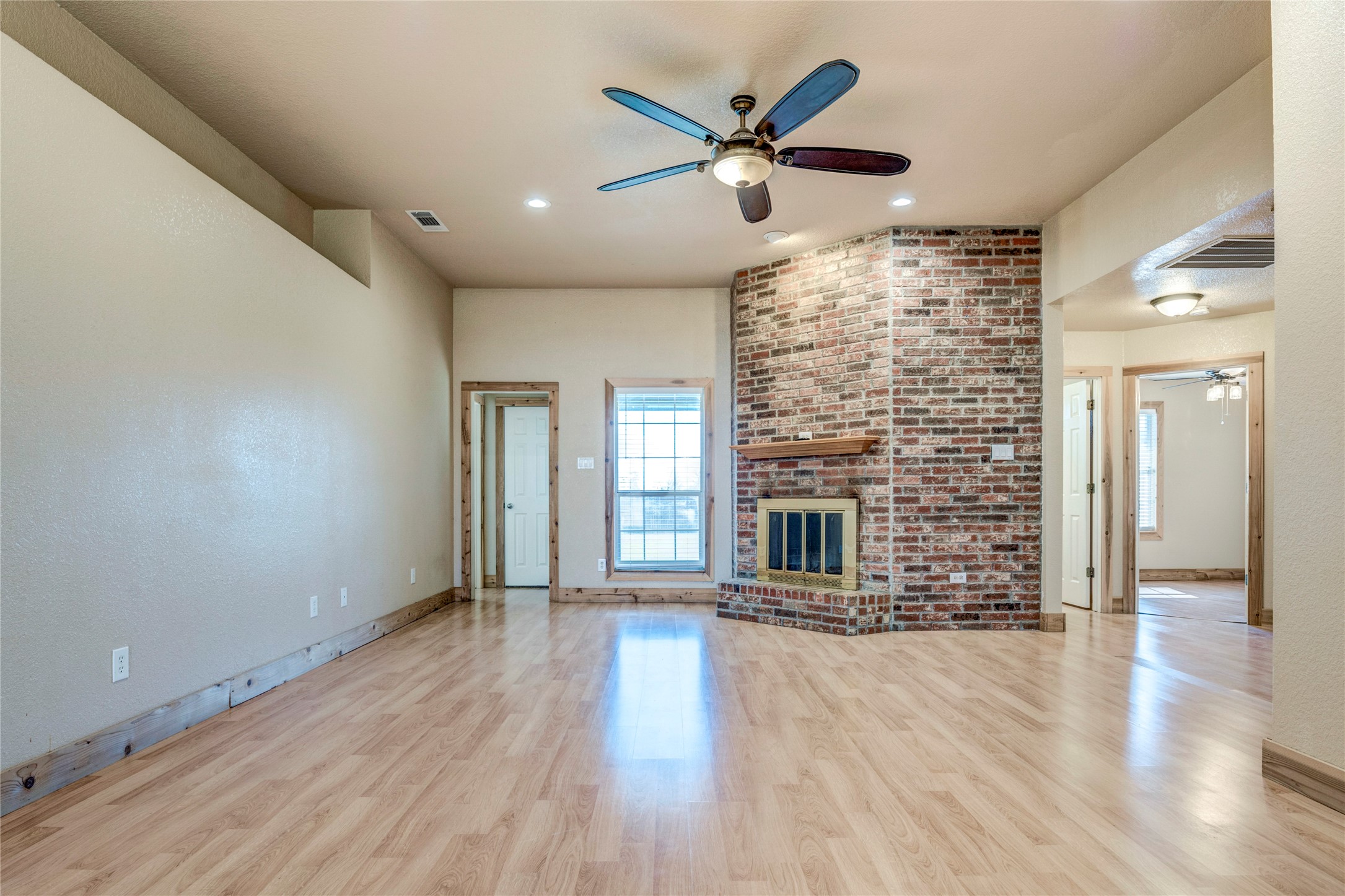 422 E Fm 6 Nevada TX 75173