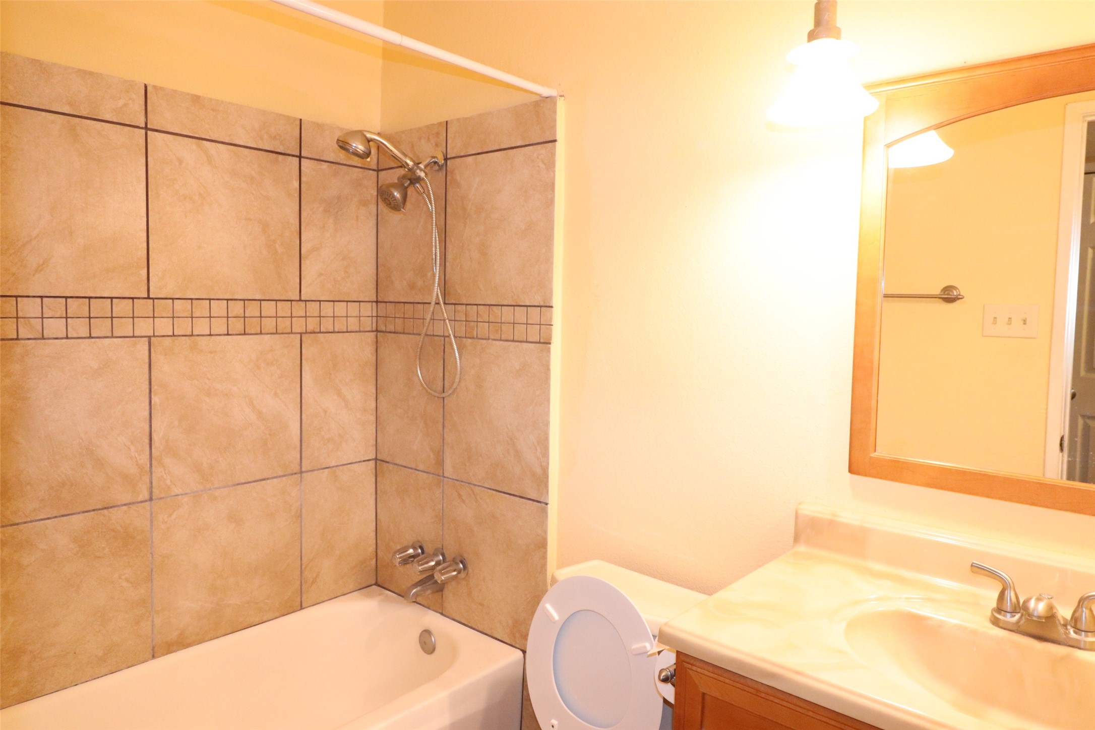 2901 Red Gum Road Garland TX 75044