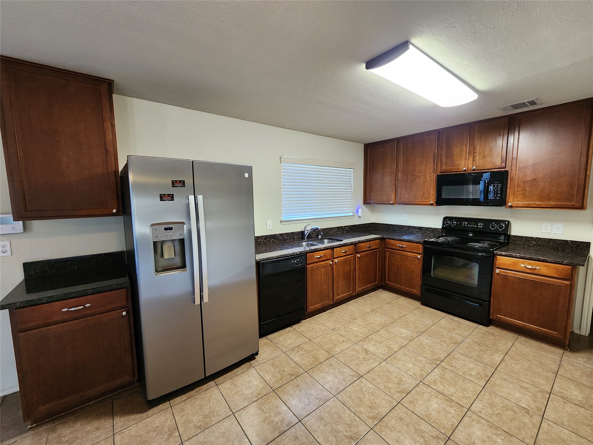 5709 Valley Stream Way Fort Worth TX 76244
