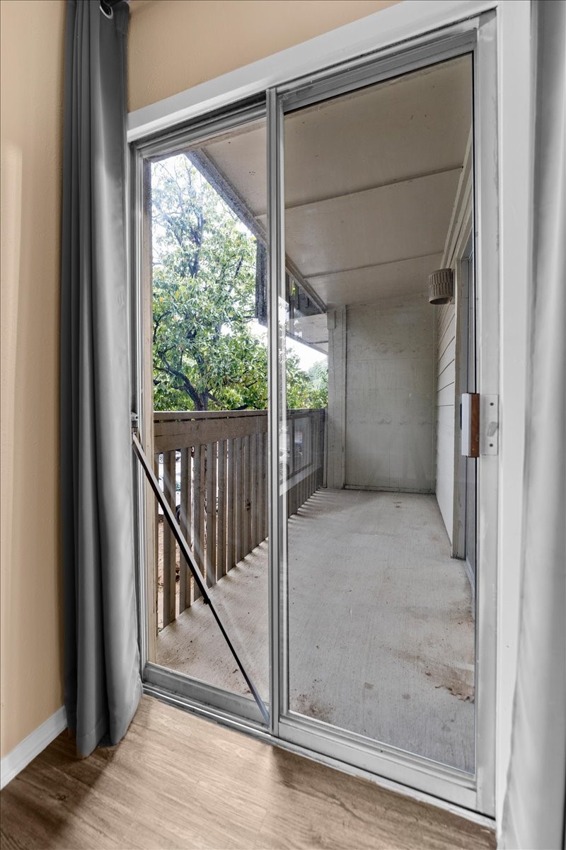 4859 Cedar Springs Road Dallas TX 75219