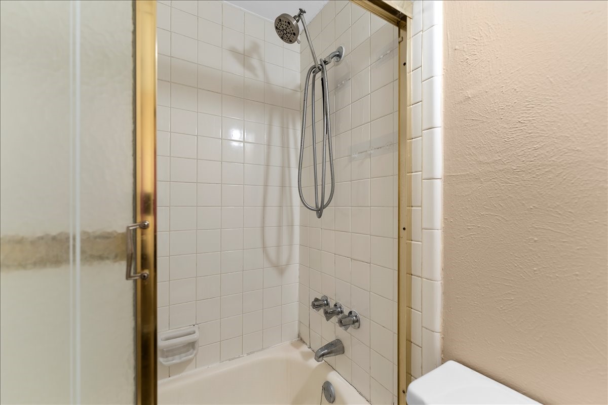 4859 Cedar Springs Road Dallas TX 75219
