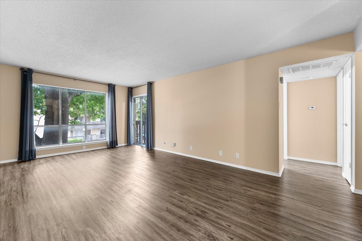 4859 Cedar Springs Road Dallas TX 75219