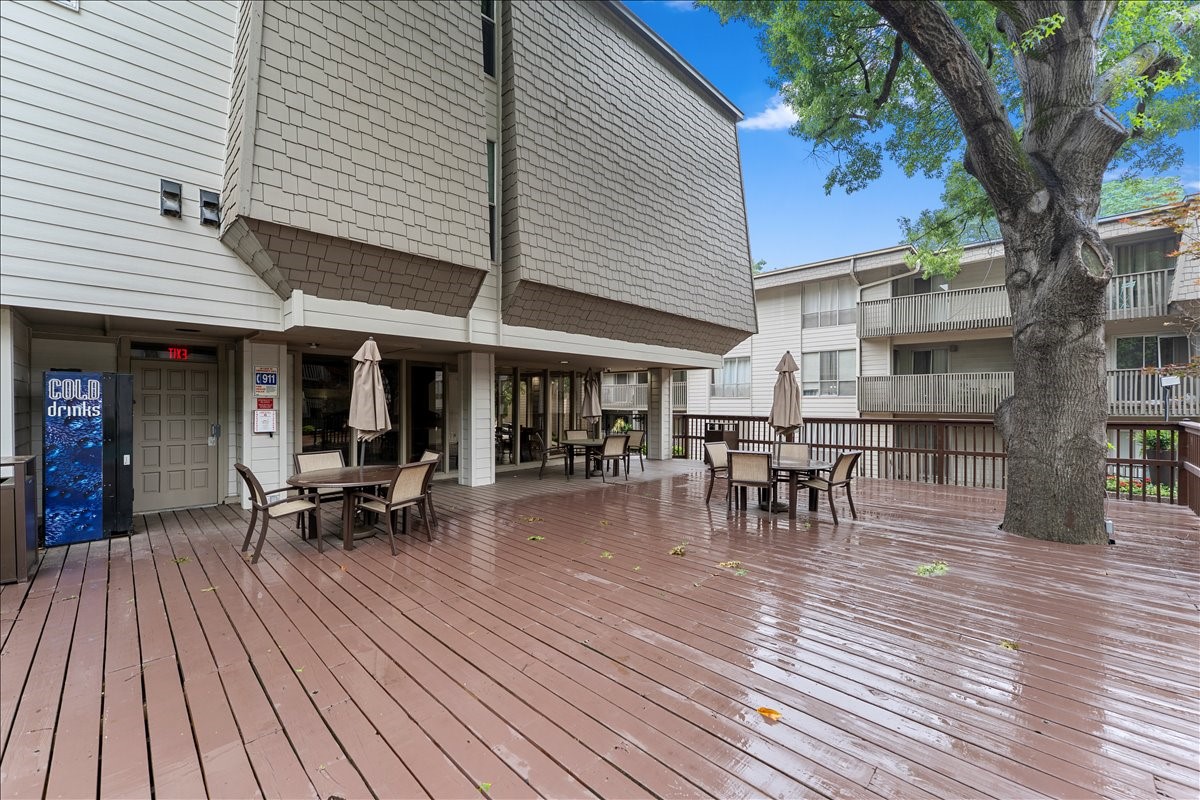 4859 Cedar Springs Road Dallas TX 75219
