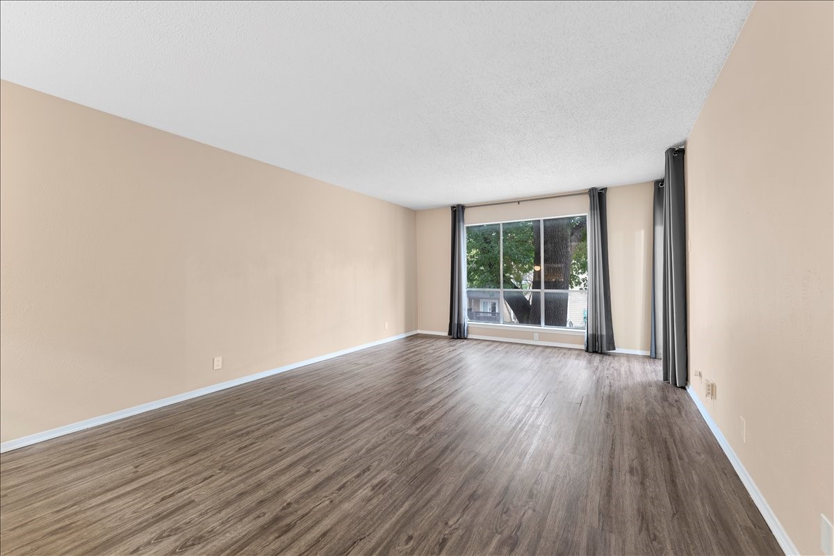 4859 Cedar Springs Road Dallas TX 75219