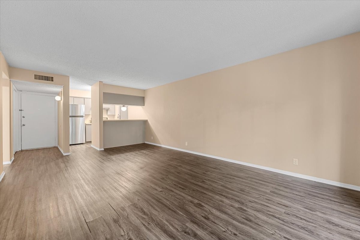 4859 Cedar Springs Road Dallas TX 75219