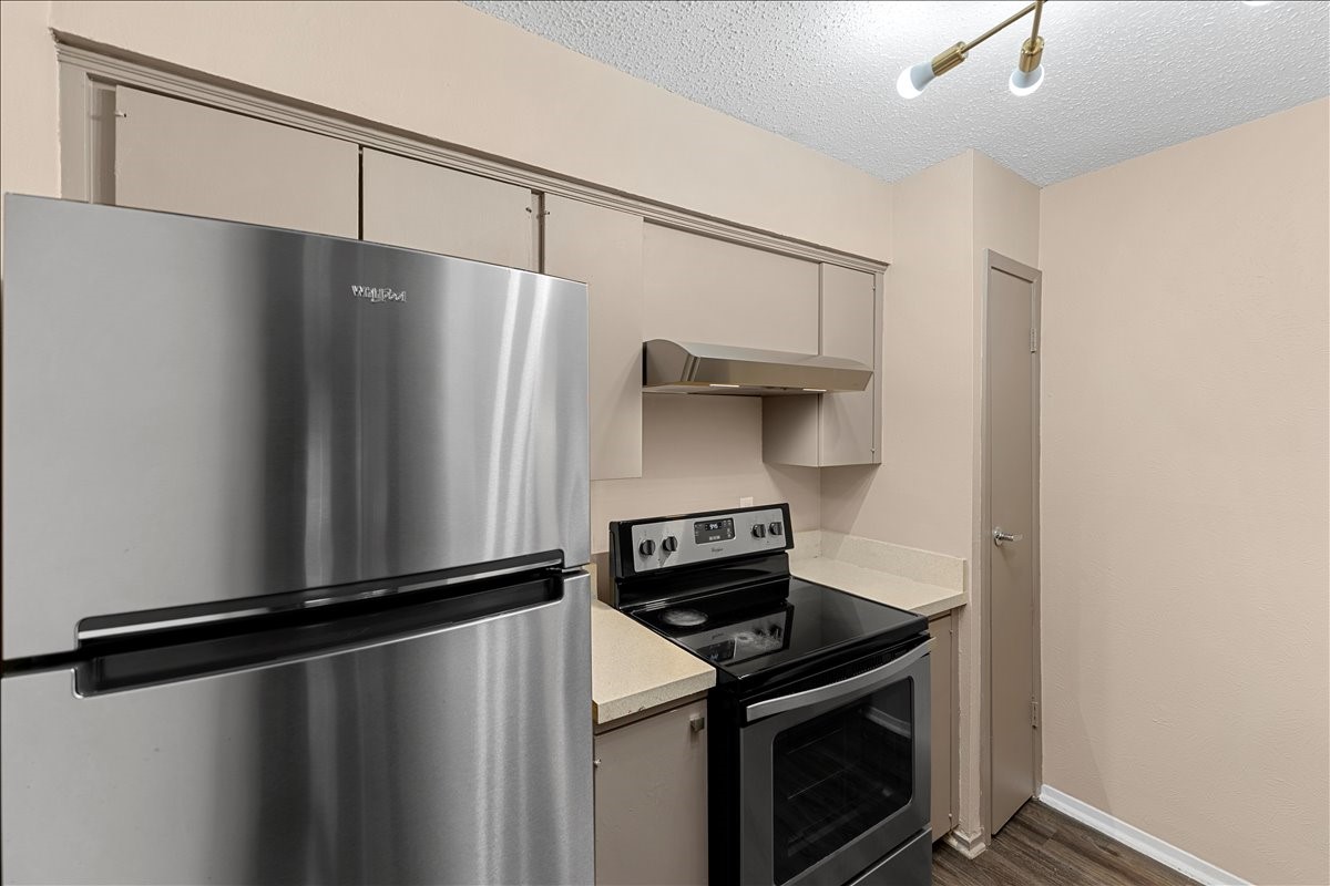 4859 Cedar Springs Road Dallas TX 75219