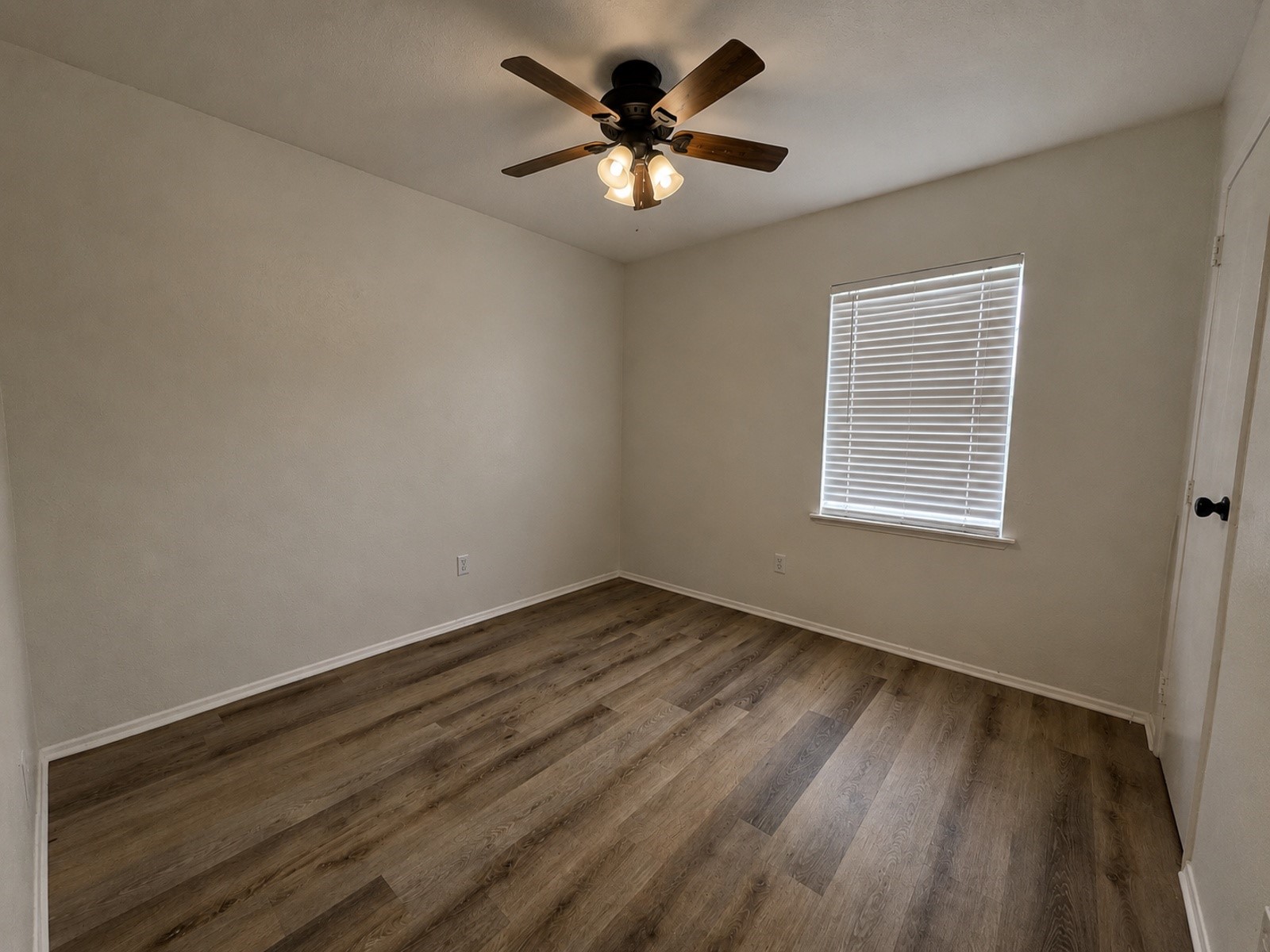409 Starling Drive Mesquite TX 75149