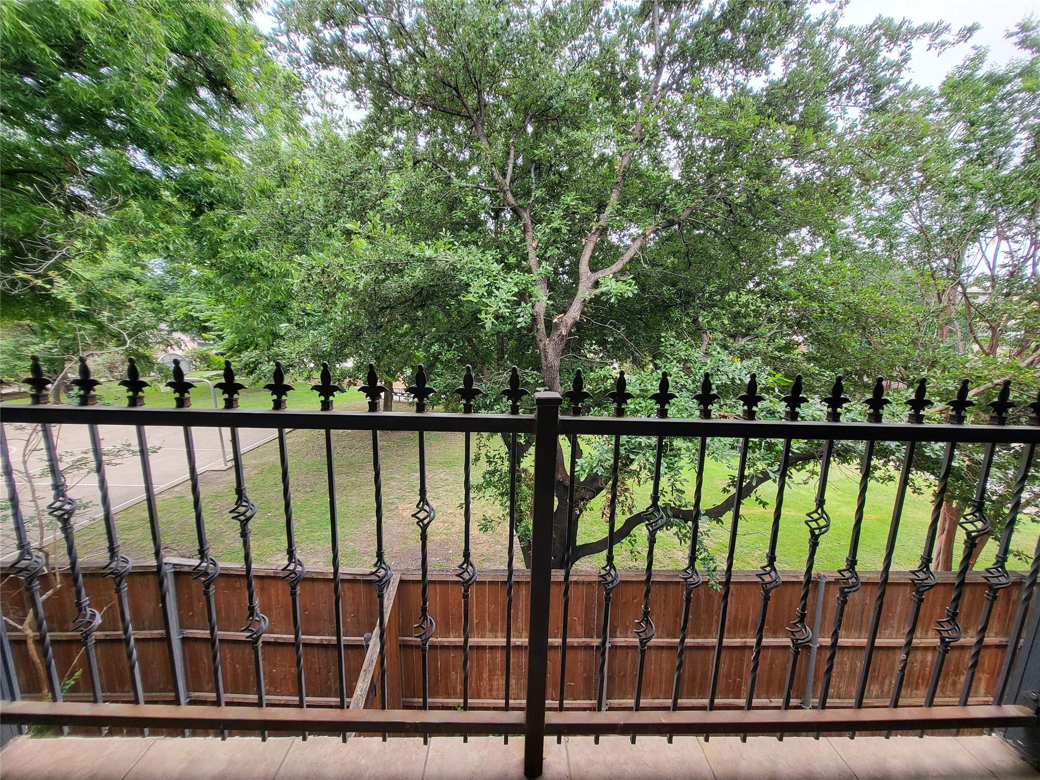 1819 N Fitzhugh Avenue Dallas TX 75204