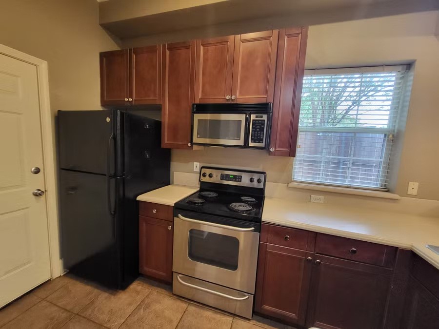 1819 N Fitzhugh Avenue Dallas TX 75204