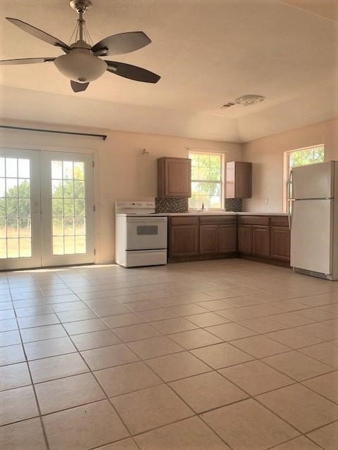5825 State Highway 160 Whitewright TX 75491