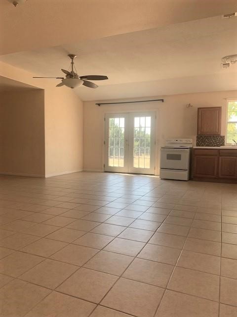5825 State Highway 160 Whitewright TX 75491