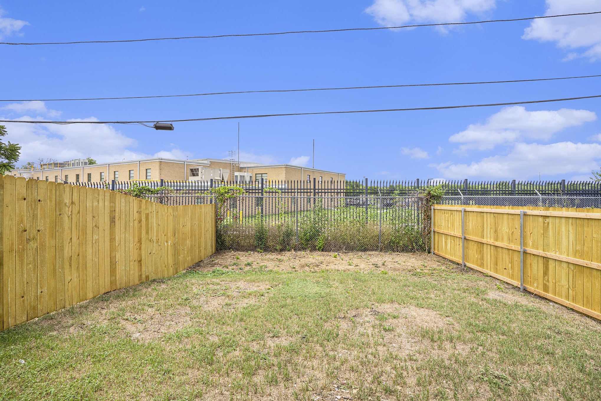 2200 Brookes Street Fort Worth TX 76105