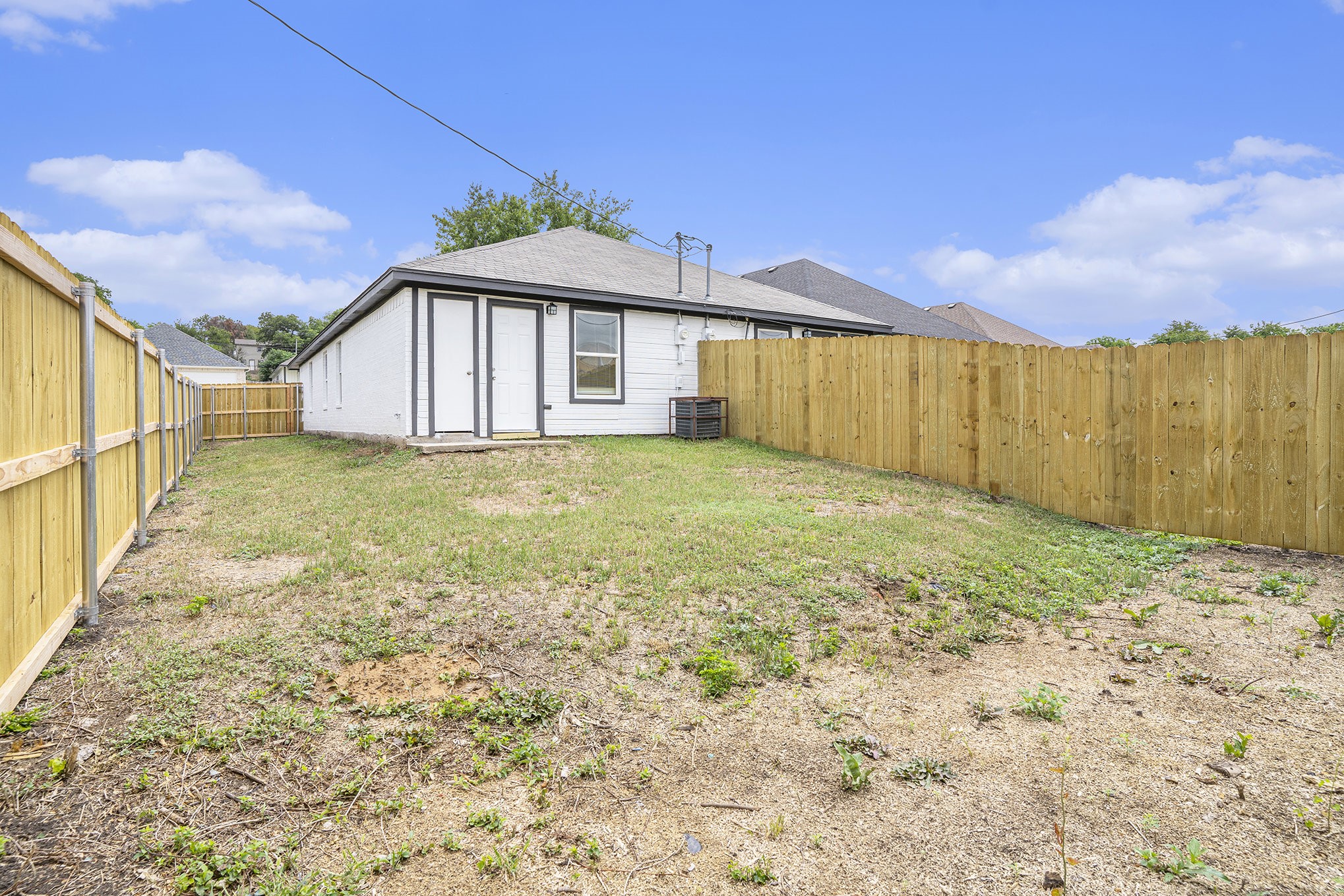 2200 Brookes Street Fort Worth TX 76105
