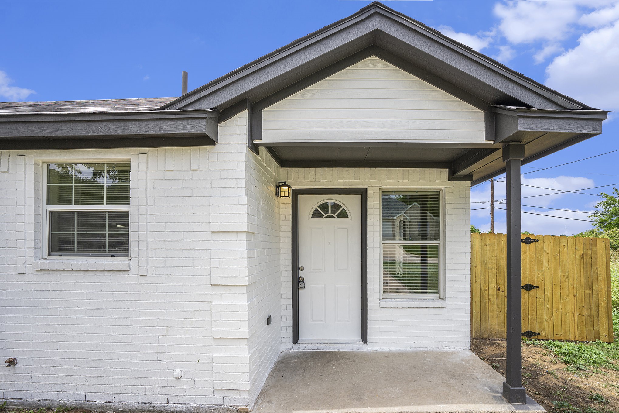 2200 Brookes Street Fort Worth TX 76105